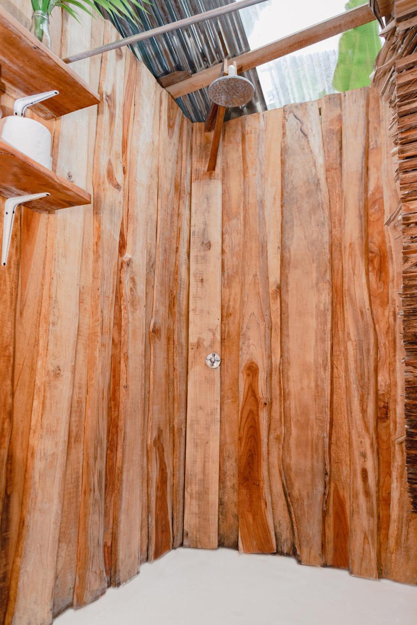 El Gato Rojas Surf Hostel Playa Santa Teresa  Екстер'єр фото