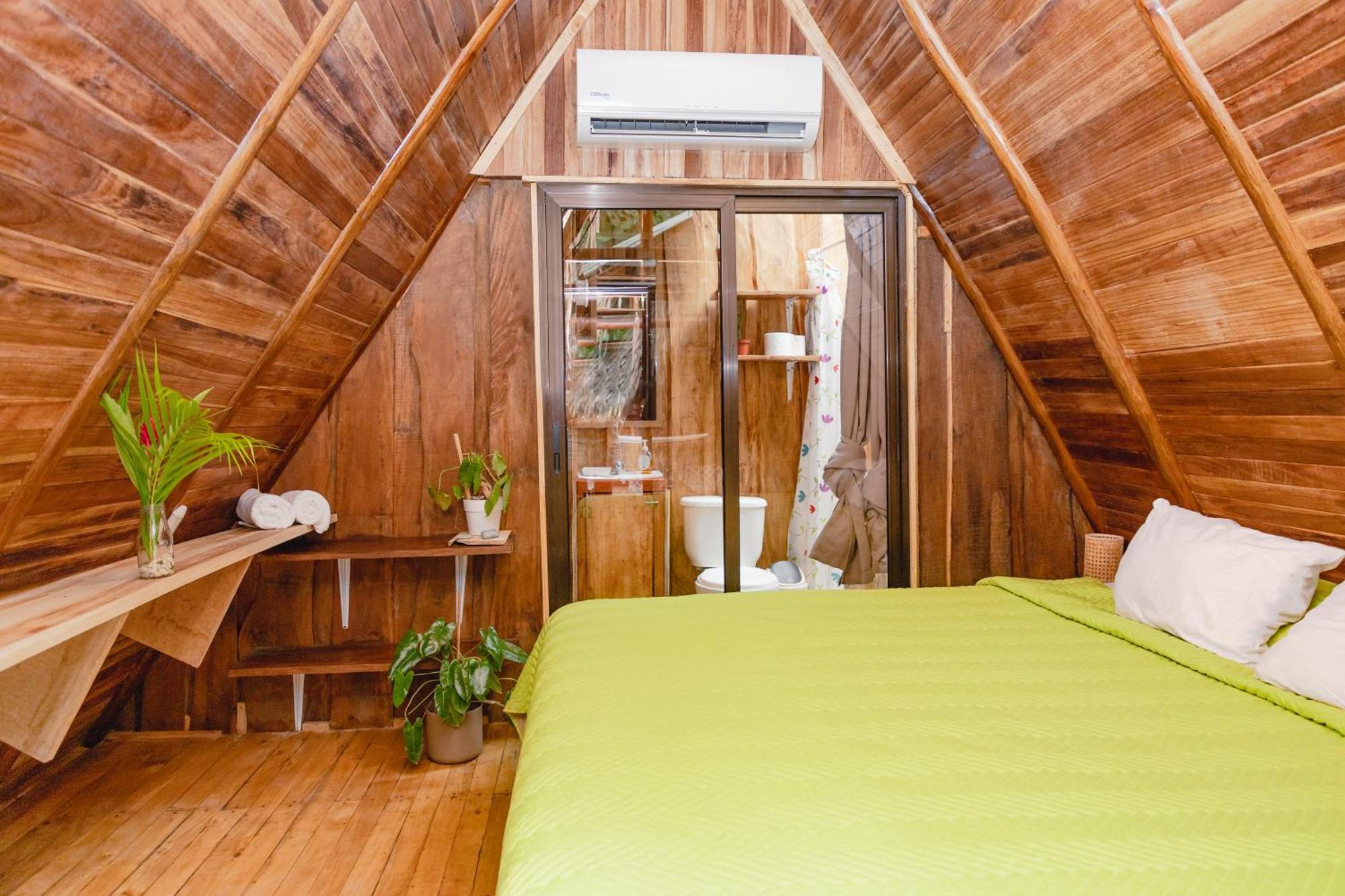 El Gato Rojas Surf Hostel Playa Santa Teresa  Екстер'єр фото