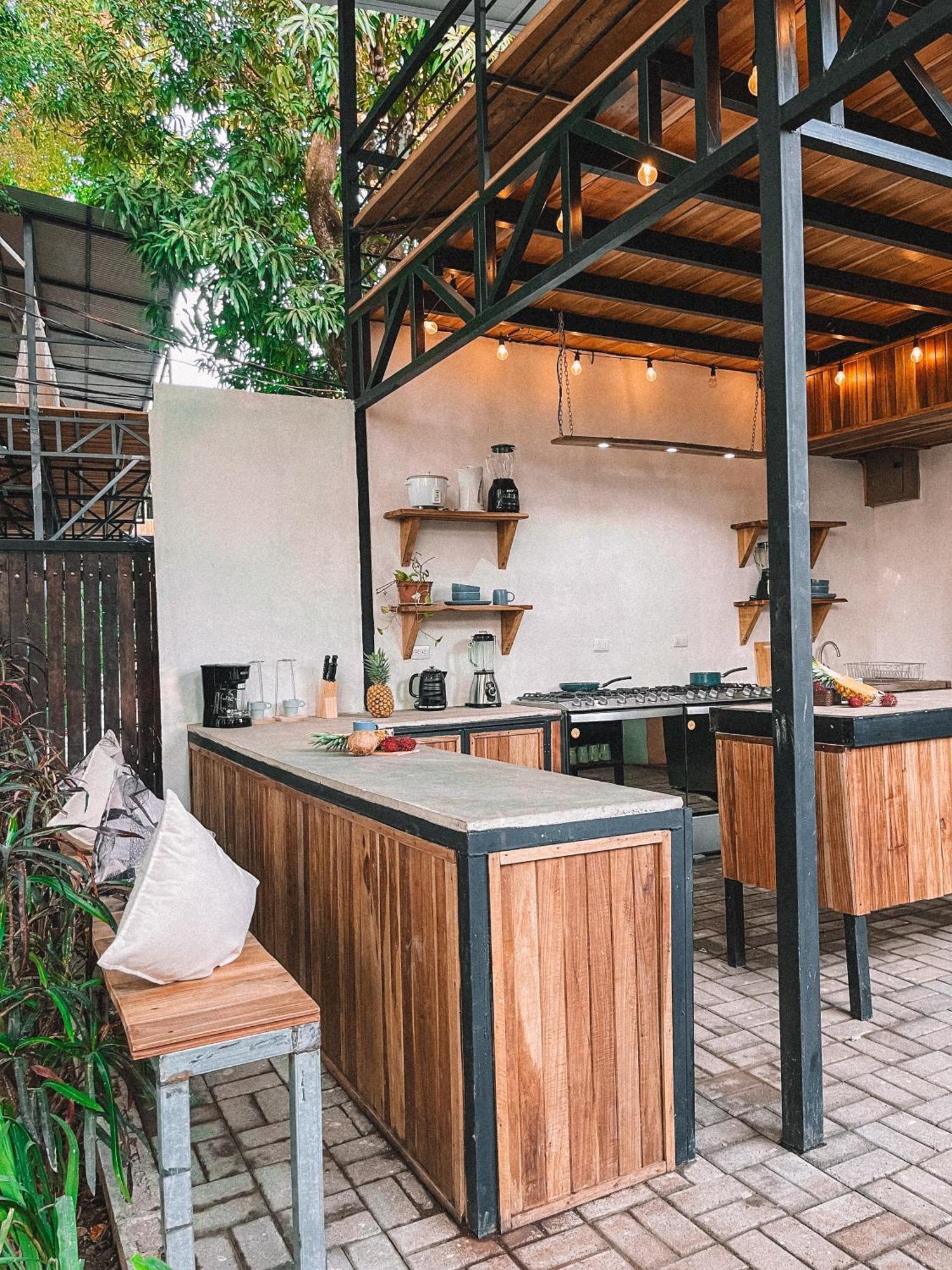 El Gato Rojas Surf Hostel Playa Santa Teresa  Екстер'єр фото