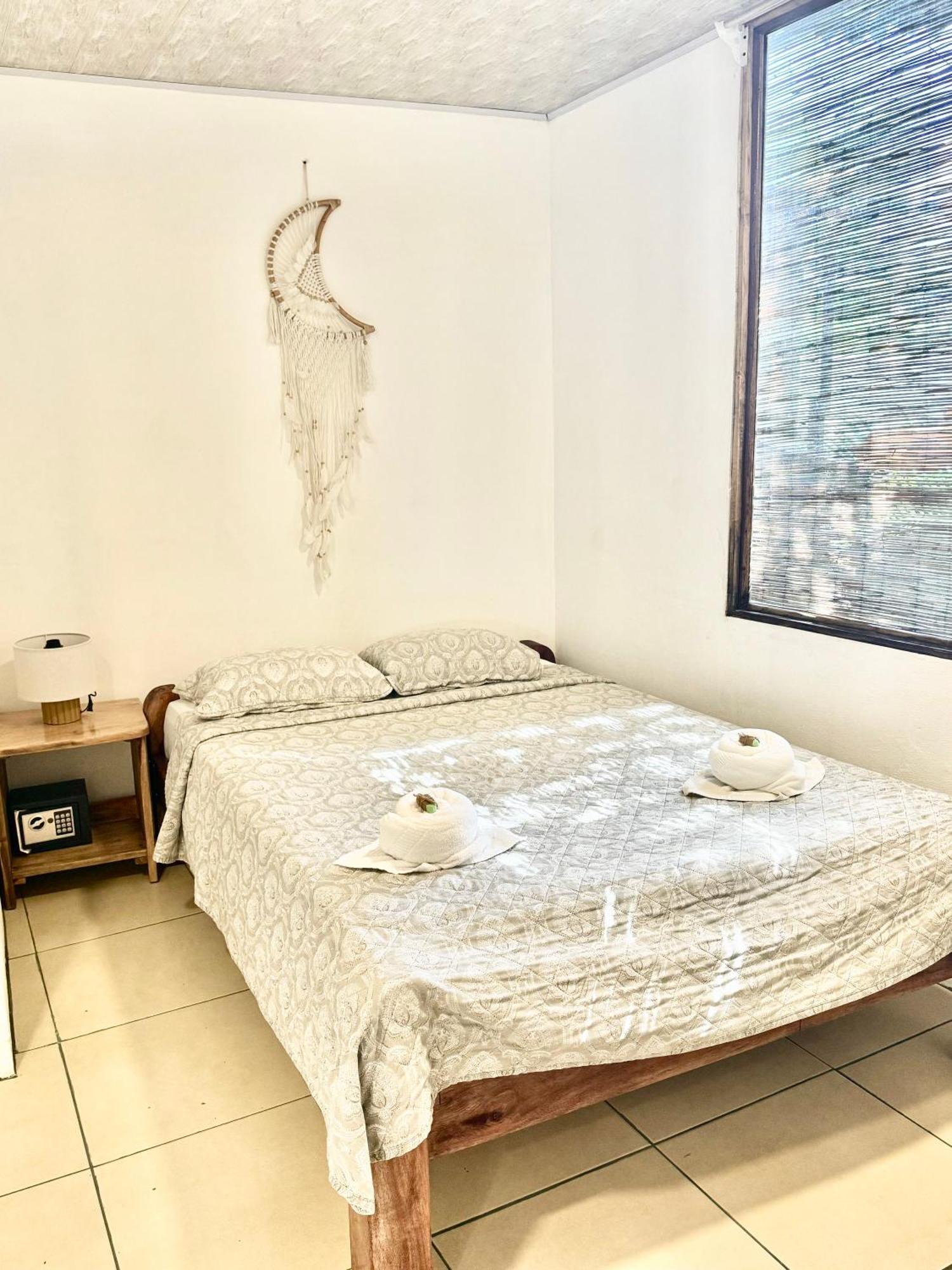 El Gato Rojas Surf Hostel Playa Santa Teresa  Екстер'єр фото